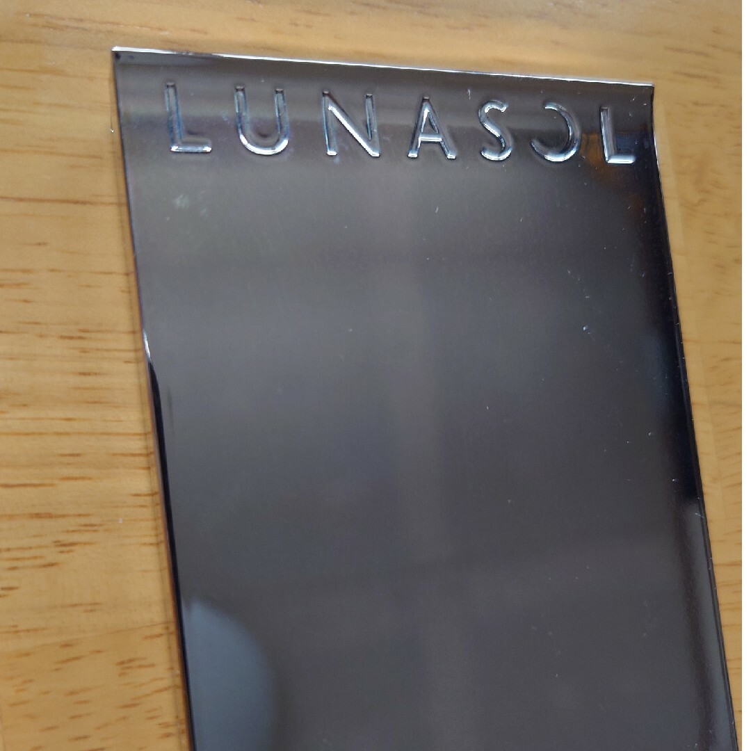 LUNASOL(ルナソル)のLUNASOL アイカラーレーション 12 ブリージーハーブ コスメ/美容のベースメイク/化粧品(アイシャドウ)の商品写真
