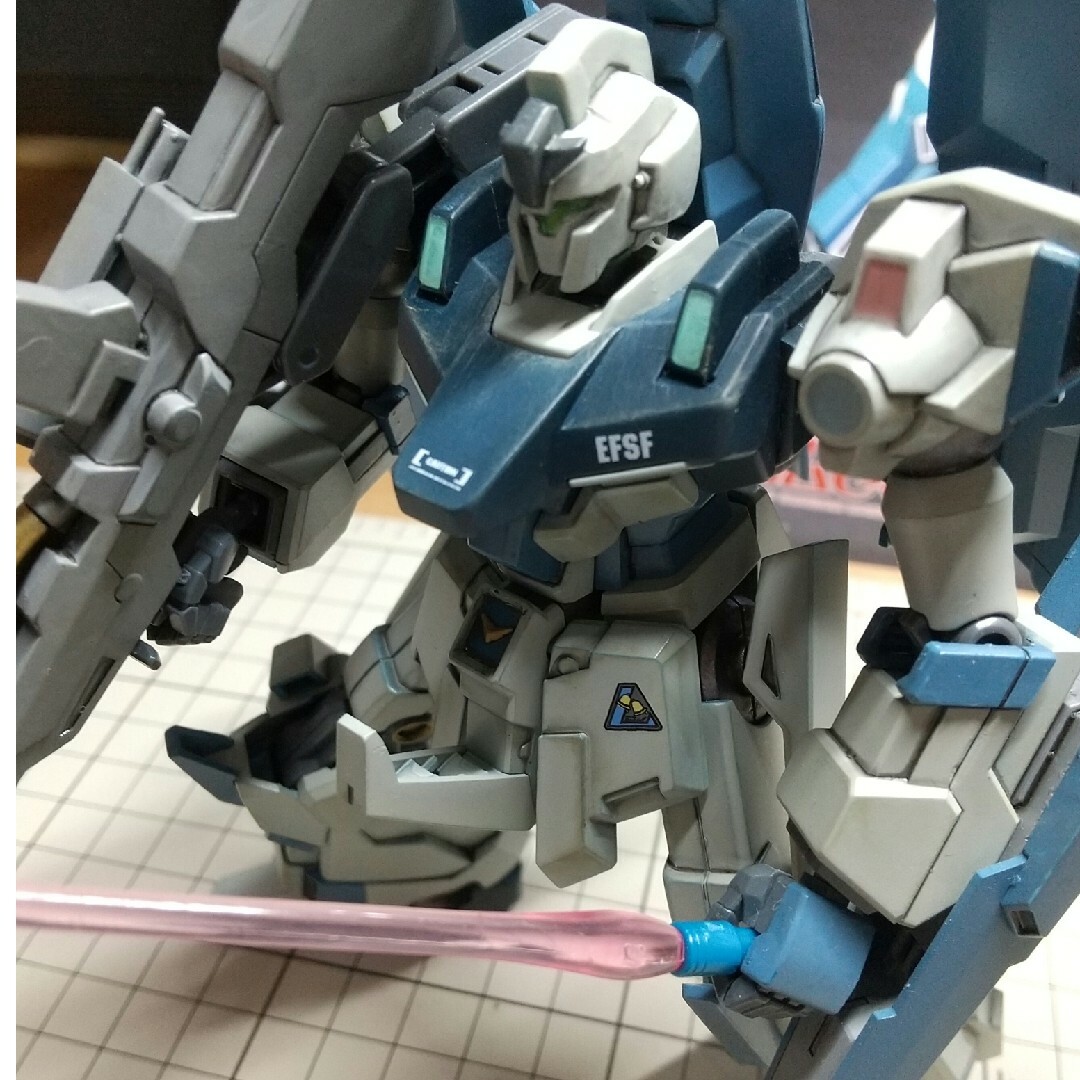 High Grade（BANDAI）(ハイグレード)のガンプラ　完成品　HG　リゼル エンタメ/ホビーのおもちゃ/ぬいぐるみ(模型/プラモデル)の商品写真