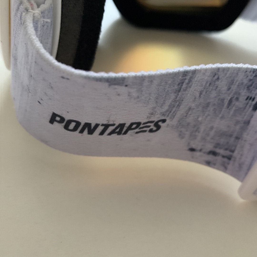 PONTAPES(ポンタペス)のPONTAPES ゴーグル　大人用 スポーツ/アウトドアのスノーボード(ウエア/装備)の商品写真