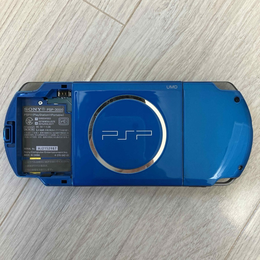 PlayStation Portable(プレイステーションポータブル)のバッテリーなしSONY PlayStationPortable エンタメ/ホビーのゲームソフト/ゲーム機本体(携帯用ゲーム機本体)の商品写真