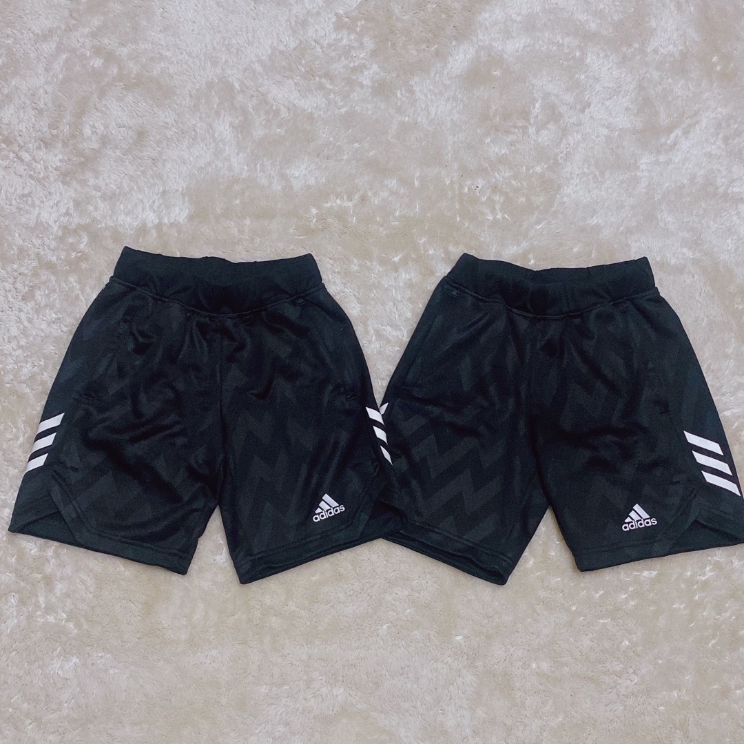 adidas(アディダス)の双子　adidas キッズ/ベビー/マタニティのキッズ服男の子用(90cm~)(パンツ/スパッツ)の商品写真