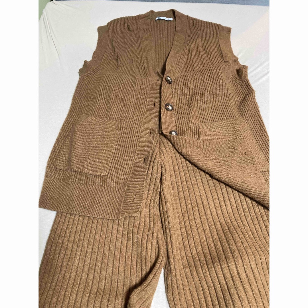 美品　ZARA ボタン付き　ニット　セット