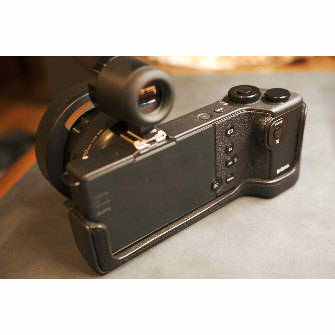 SIGMA(シグマ)のSIGMA dp2Quattro セット スマホ/家電/カメラのカメラ(コンパクトデジタルカメラ)の商品写真