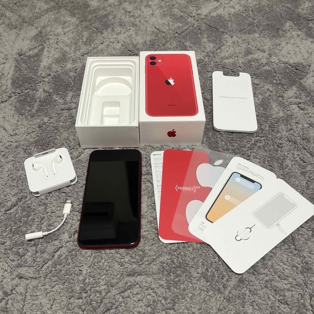 iPhone(アイフォーン)のiPhone11 128GB RED SIMフリー スマホ/家電/カメラのスマートフォン/携帯電話(スマートフォン本体)の商品写真