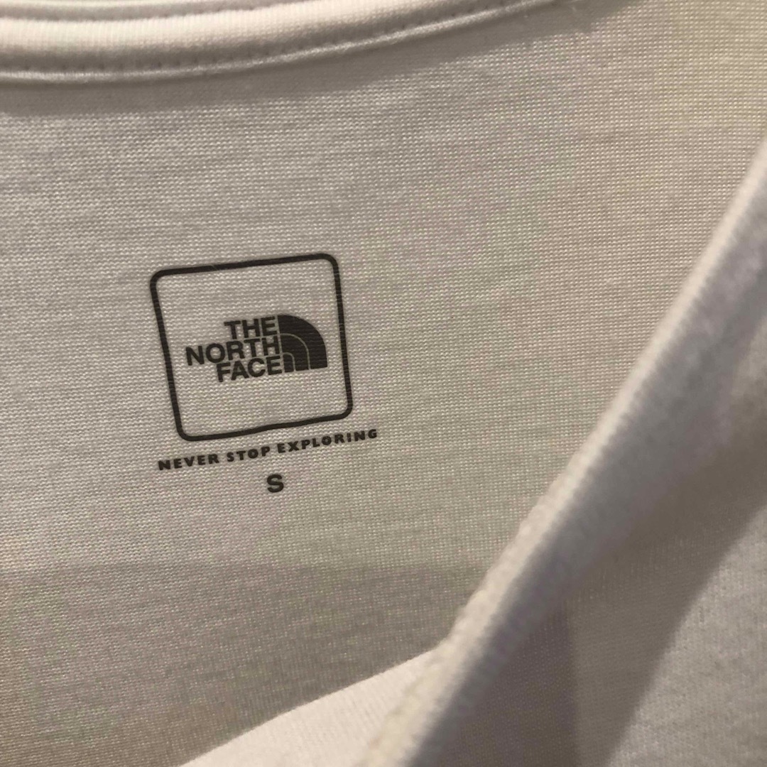 THE NORTH FACE(ザノースフェイス)の【送料無料】 THE NORTH FACE ノースフェイス　レディース レディースのトップス(Tシャツ(半袖/袖なし))の商品写真