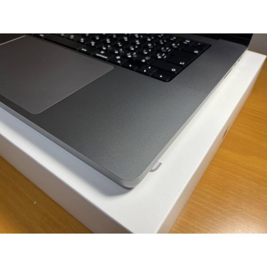 Mac (Apple)(マック)の【極美品】Apple MacBook Pro 16.2 inch 1TB スマホ/家電/カメラのPC/タブレット(ノートPC)の商品写真