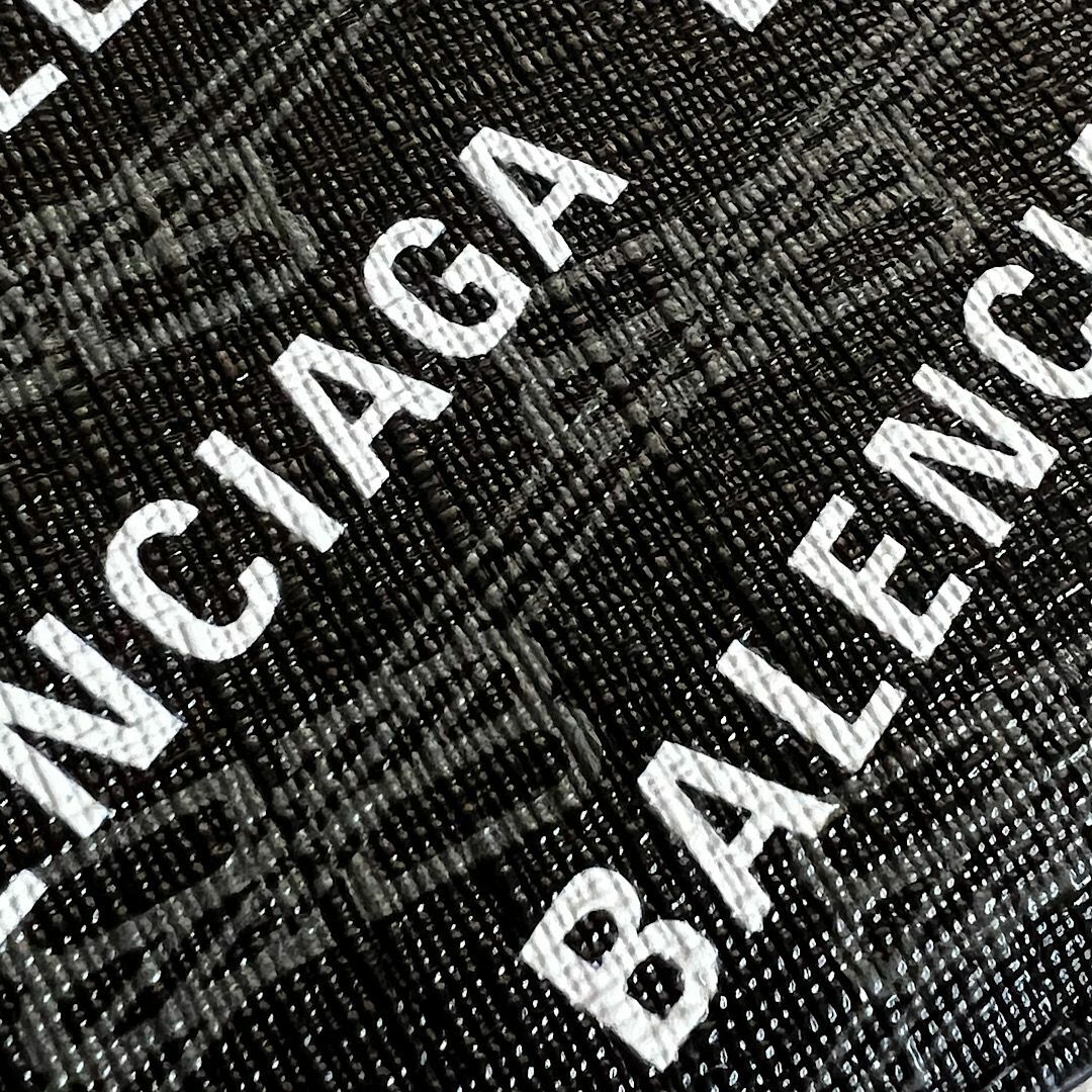 Balenciaga(バレンシアガ)の新品・箱付き【BALENCIAGA】コイン＆カードケース Black/White メンズのファッション小物(コインケース/小銭入れ)の商品写真