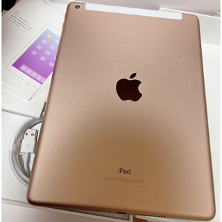 アイパッド(iPad)のiPad6世代   32GB(タブレット)