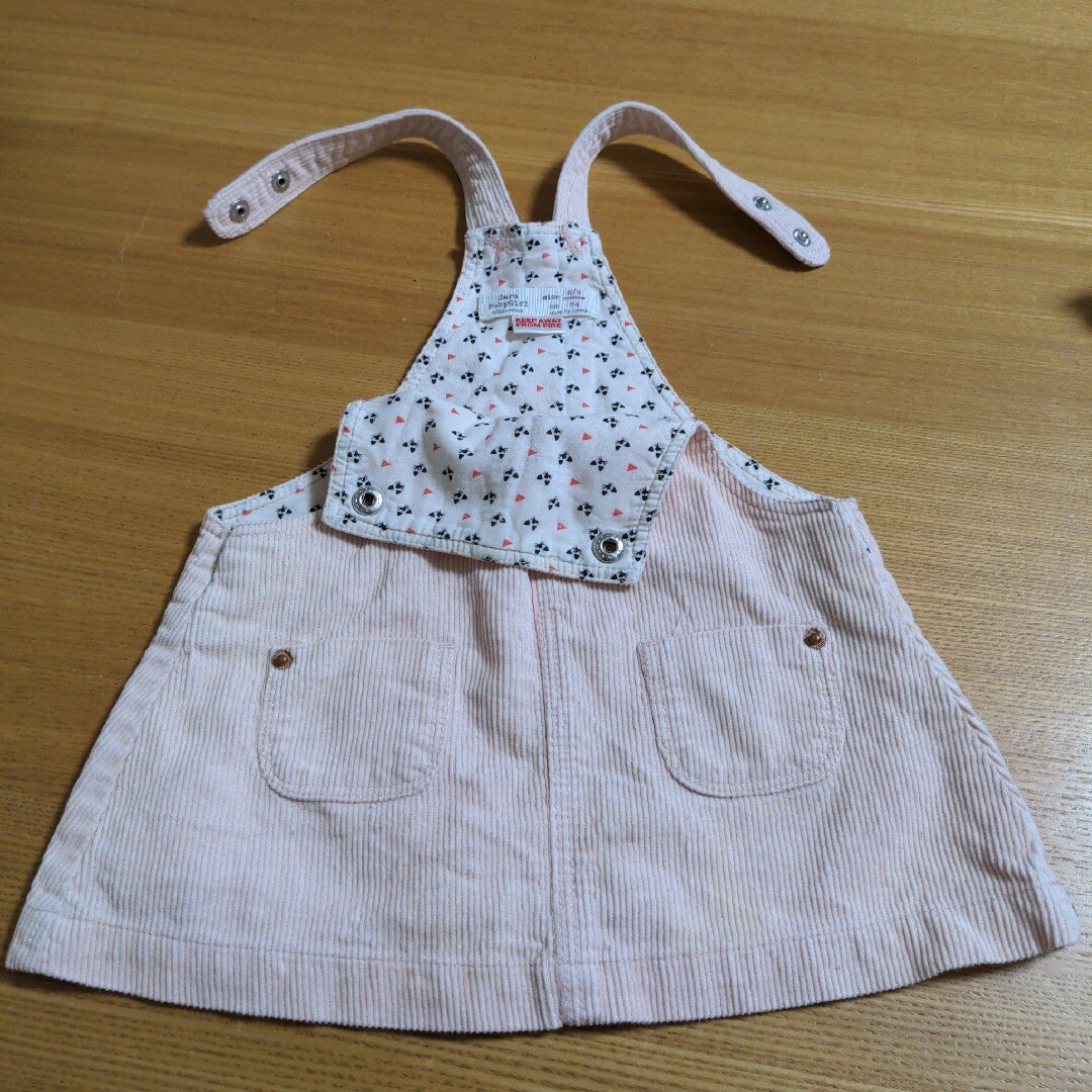 ZARA KIDS(ザラキッズ)のZARA　ワンピース　6/9m74cm　レッグウォーマー付 キッズ/ベビー/マタニティのベビー服(~85cm)(カバーオール)の商品写真