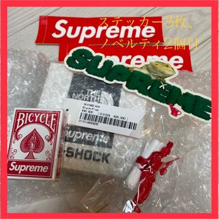 シュプリーム(Supreme)のSupreme The North Face G - SHOCK Watch(腕時計(デジタル))