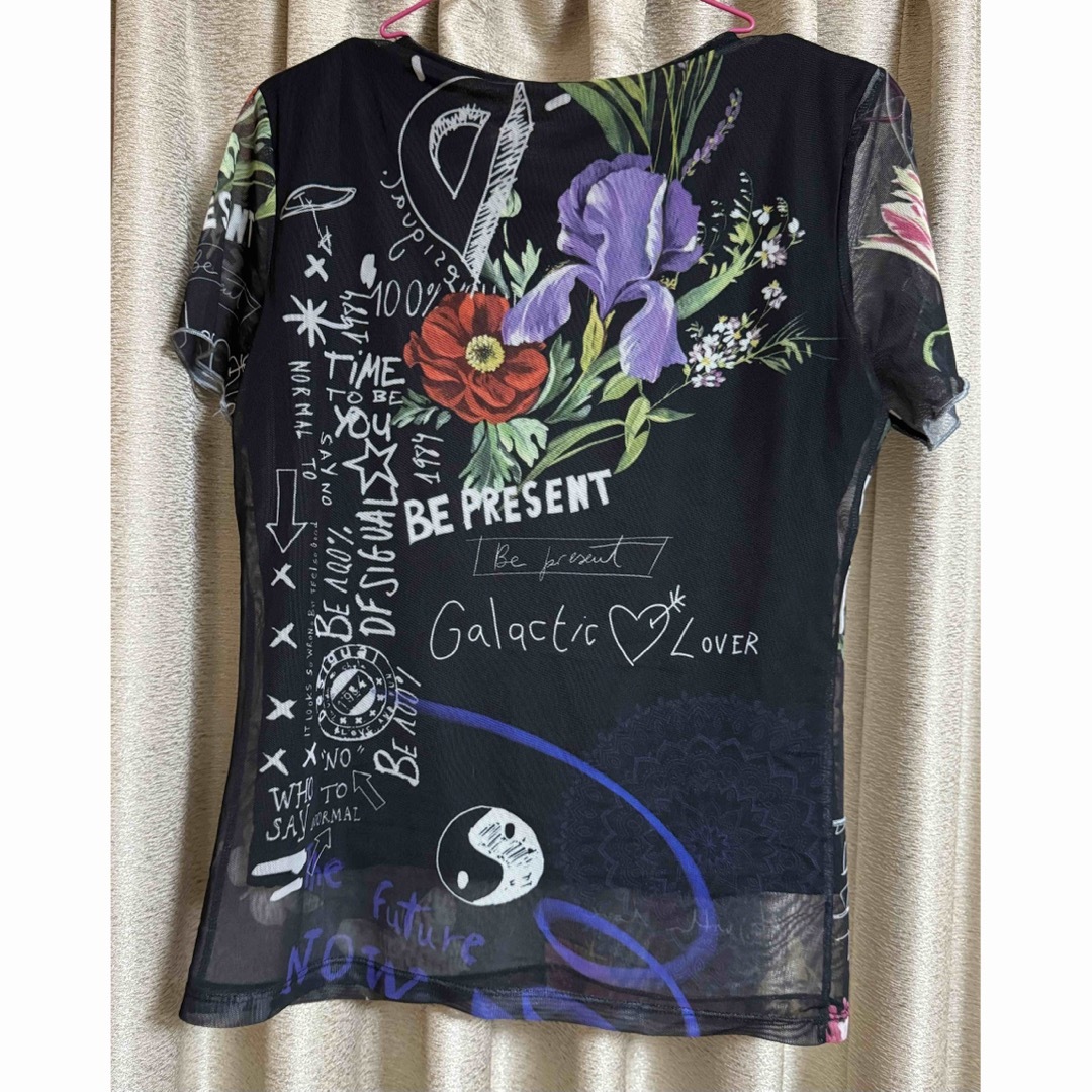 DESIGUAL(デシグアル)のDESIGUAL デシグアル　Tシャツ　シースルー　M レディースのトップス(Tシャツ(半袖/袖なし))の商品写真