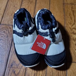 ザノースフェイス(THE NORTH FACE)のザノースフェイス◎ヌプシあったかシューズ23cm◎オフホワイト(ブーツ)