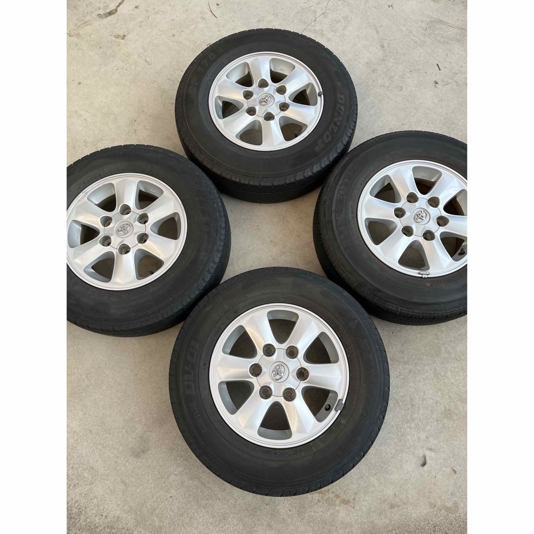 トヨタ - ハイエース 純正アルミホイールとタイヤの4本セット 195