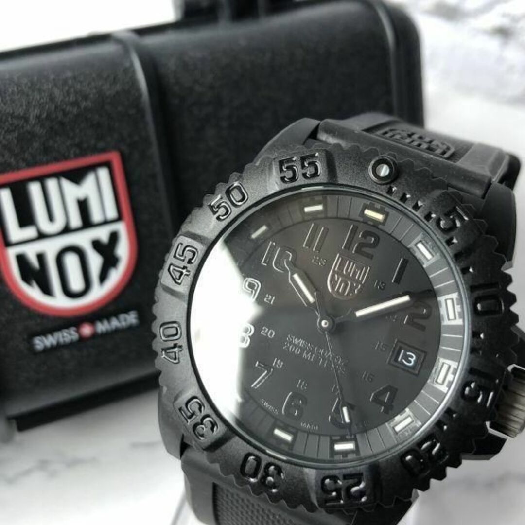 Luminox(ルミノックス)の【新品】Luminox ルミノックス ネイビーシールズ 黒 メンズ腕時計 メンズの時計(腕時計(アナログ))の商品写真