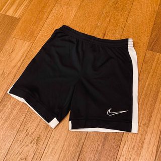 ナイキ(NIKE)の【NIKE】  ナイキ キッズ スポーツ ショートパンツ 短パン 140サイズ(パンツ/スパッツ)