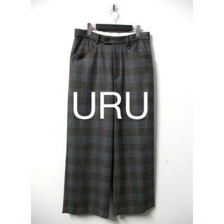 ウル(URU)の定価約4万！【URU】ウル WOOL CHECK WIDE PANTS サイズ1(スラックス)