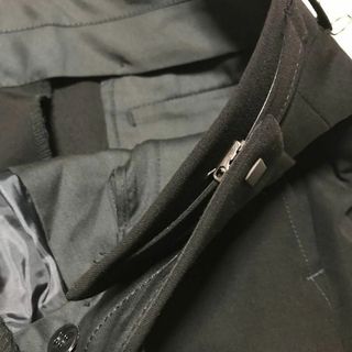 【在庫限り】礼服ダブル　ウエスト調整付き　黒　新品　高級　撥水　深黒　E939