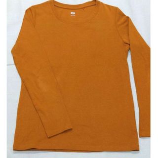 ユニクロ(UNIQLO)の長袖　カットソー　からし色(カットソー(長袖/七分))