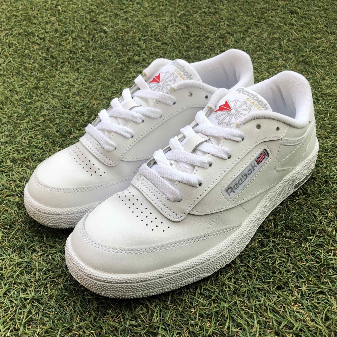 Reebok(リーボック)の美品24.5Reebok CLUB C 85リーボック クラブC85 HW284 レディースの靴/シューズ(スニーカー)の商品写真