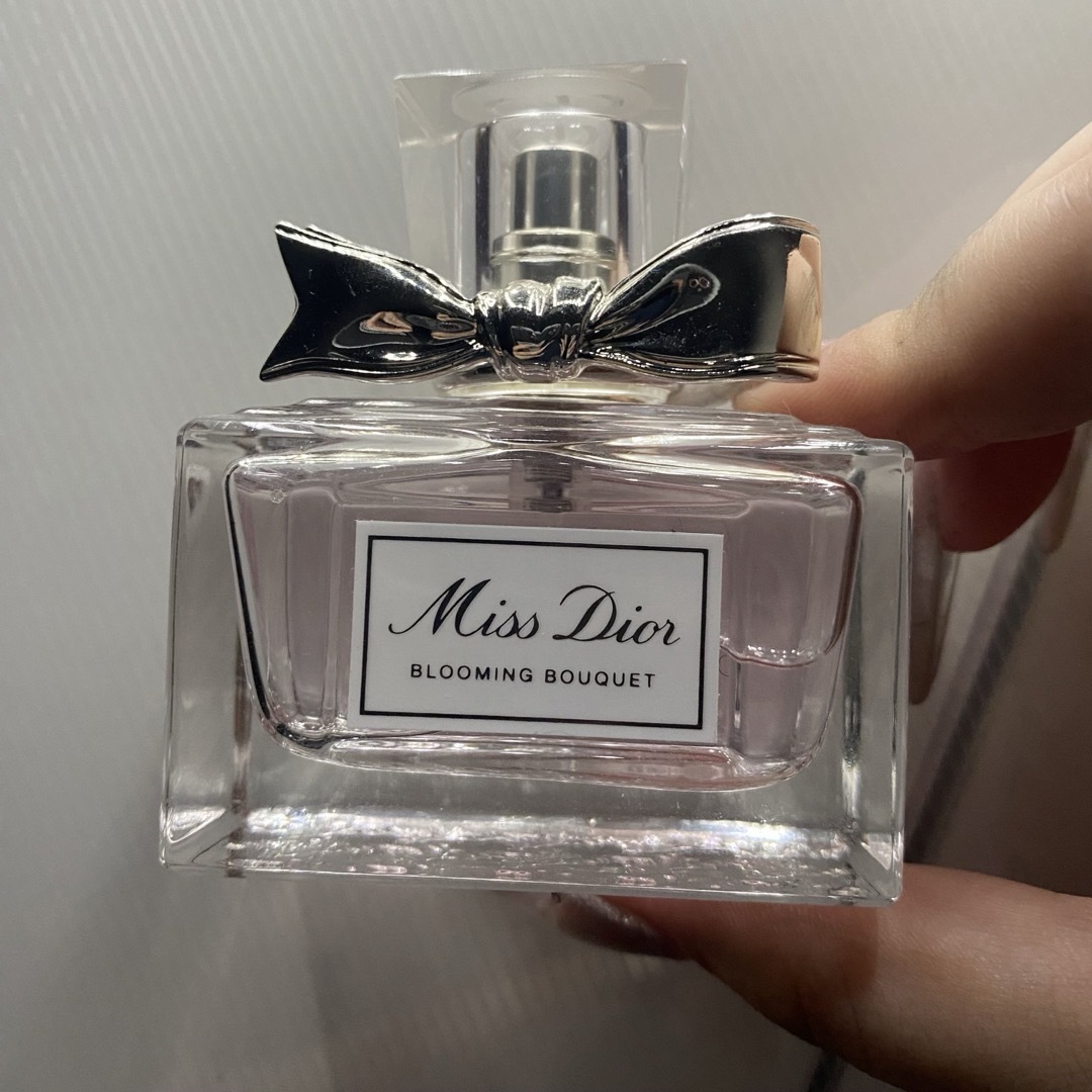 Christian Dior(クリスチャンディオール)のミス　ディオール　ブルーミング　ブーケ　オードトワレ コスメ/美容の香水(香水(女性用))の商品写真