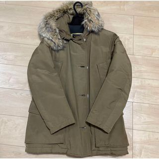 ウールリッチ(WOOLRICH)のウールリッチのニューアークティックパーカベージュSカナダ製(ダウンジャケット)