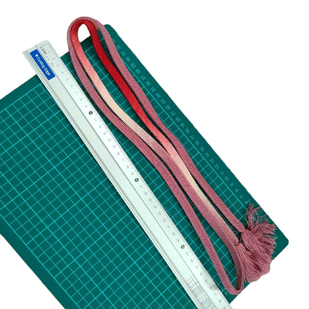 帯締め平組ラズベリーカラー紫みのピンクや赤のグラデーション普段着カジュアル正絹 レディースの水着/浴衣(和装小物)の商品写真