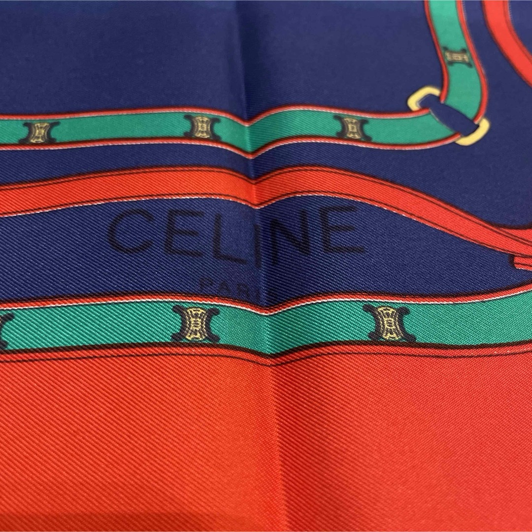 celine(セリーヌ)のCELINE セリーヌ 大判シルクスカーフ トリオンフ ロゴ 馬 馬車 レディースのファッション小物(バンダナ/スカーフ)の商品写真