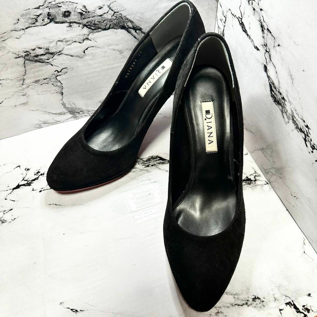 DIANA(ダイアナ)の【美品】DIANA スエードパンプス　24cm 黒　レッドソール レディースの靴/シューズ(ハイヒール/パンプス)の商品写真