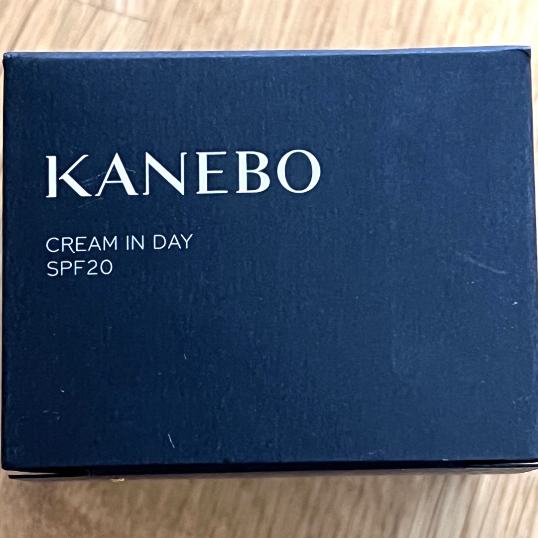 Kanebo(カネボウ)のカネボウ クリーム イン デイ 日中用クリーム 40g  コスメ/美容のベースメイク/化粧品(化粧下地)の商品写真