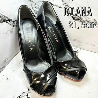 ダイアナ(DIANA)の【美品】DIANA エナメルパンプス　21.5cm 黒　レッドソール(ハイヒール/パンプス)