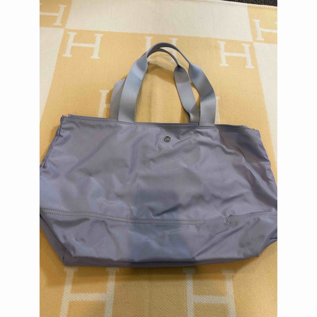 lululemon(ルルレモン)のルルレモン  ファンダメンタルトートバッグ レディースのバッグ(トートバッグ)の商品写真