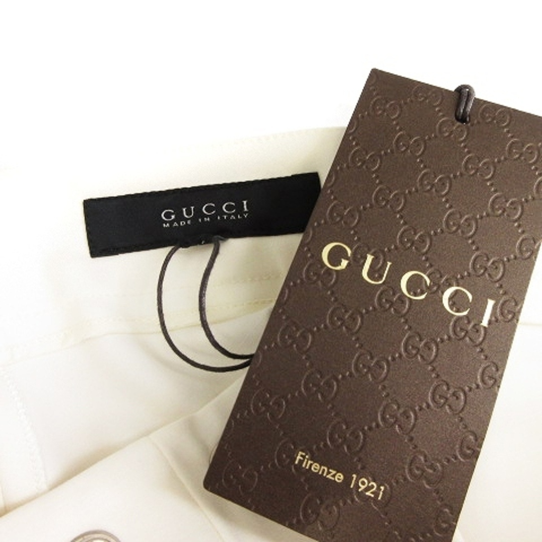 Gucci(グッチ)のグッチ タグ付き テーパードパンツ  ジップフライ コットン 白系 40 レディースのパンツ(その他)の商品写真