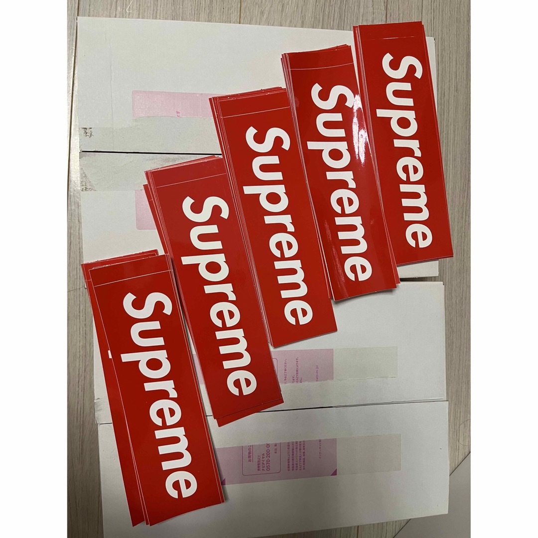 Supreme(シュプリーム)の50枚セットSupreme BoxLogo ステッカー　 エンタメ/ホビーのコレクション(ノベルティグッズ)の商品写真