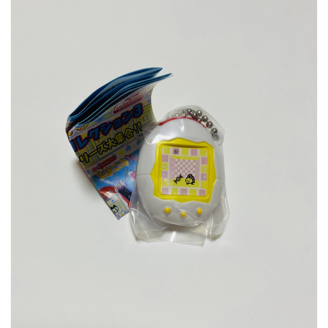 BANDAI(バンダイ)のたまごっち　ガチャガチャ　いちごっち エンタメ/ホビーのおもちゃ/ぬいぐるみ(キャラクターグッズ)の商品写真