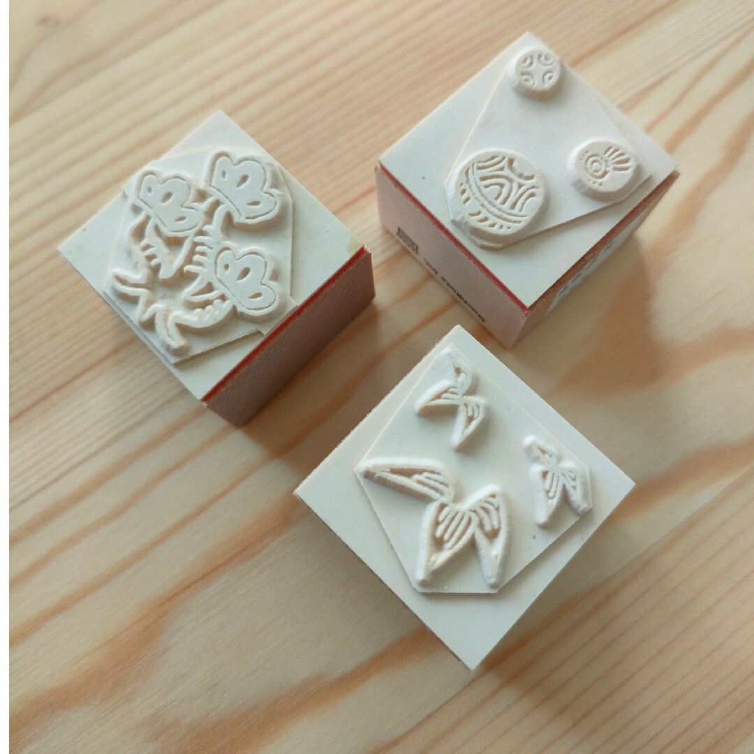 Shachihata(シャチハタ)の年賀状スタンプ 3個セット ハンドメイドの文具/ステーショナリー(はんこ)の商品写真