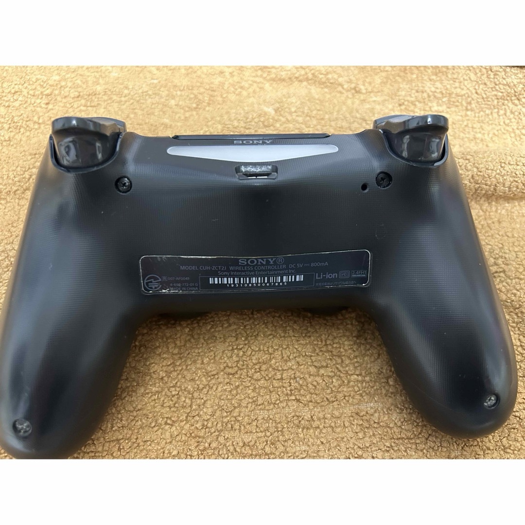 PlayStation4(プレイステーション4)の【値下げ】【美品】SONY PlayStation4 CUH-2200AB01 エンタメ/ホビーのゲームソフト/ゲーム機本体(家庭用ゲーム機本体)の商品写真