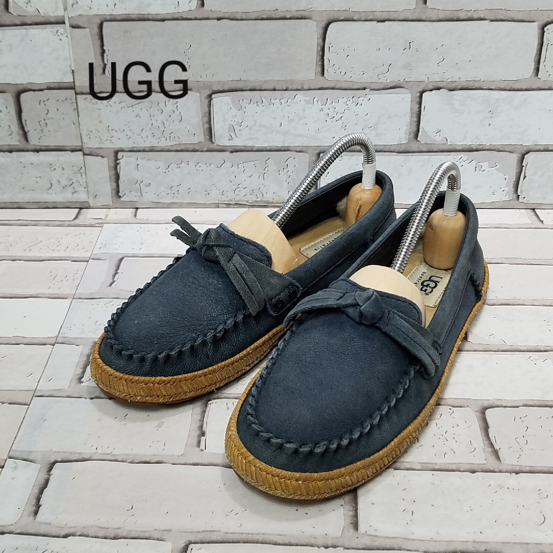 UGG AUSTRALIA(アグオーストラリア)の【UGG australia】AMILA　アミラ　フラットシューズ　モカシン メンズの靴/シューズ(スリッポン/モカシン)の商品写真