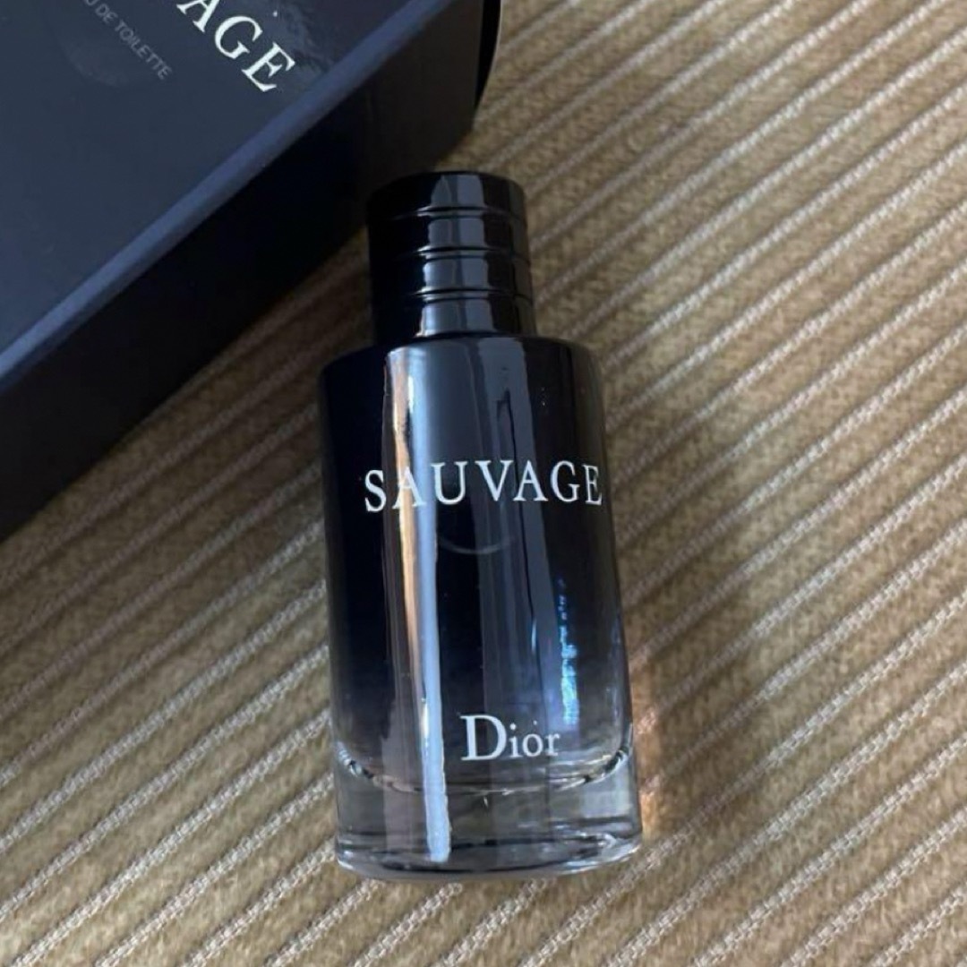 新品　Dior  ディオール ソヴァージュ　オードゥトワレ 香水  10ml