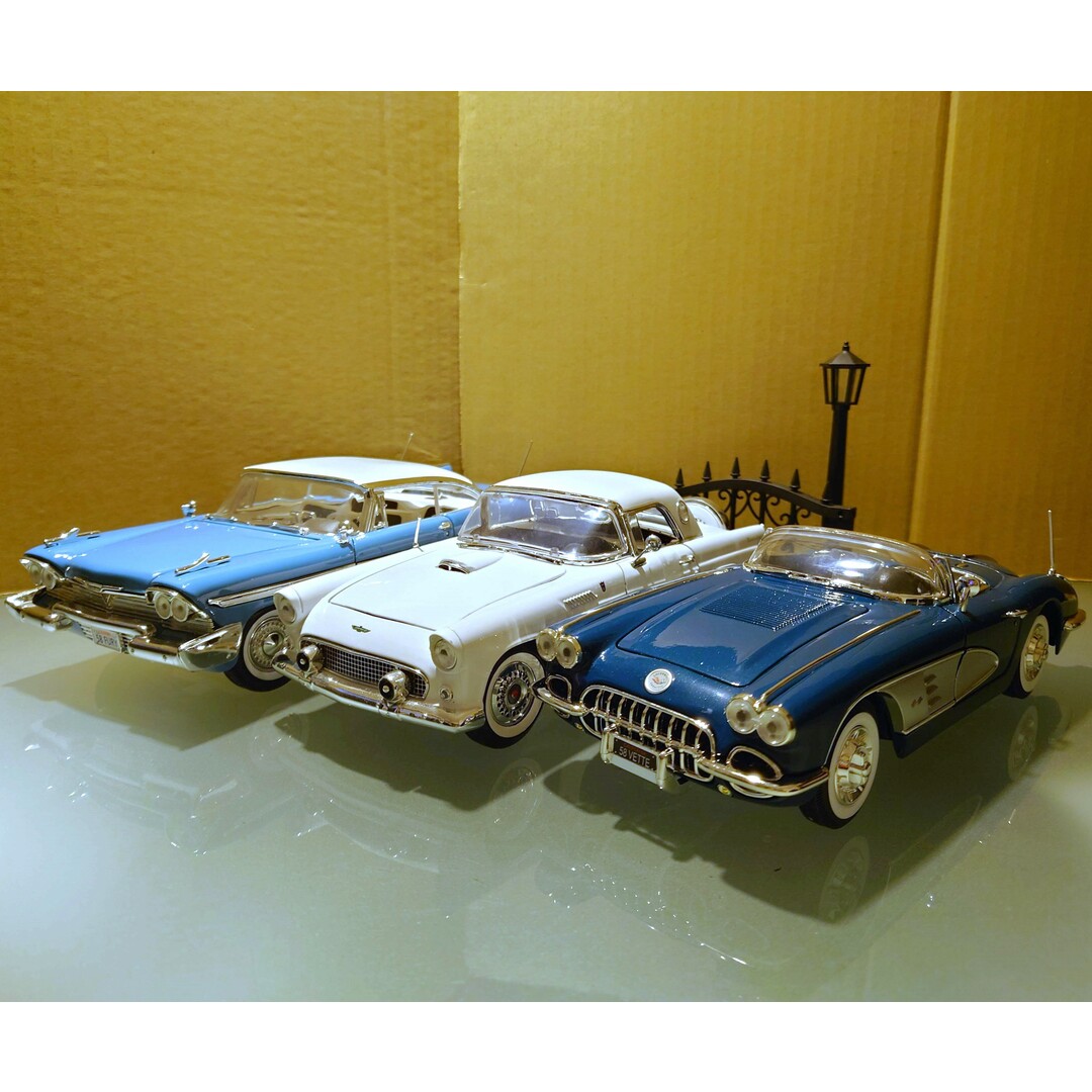 1/18 プリムスフューリー 1958 ブラック Plymouth Fury