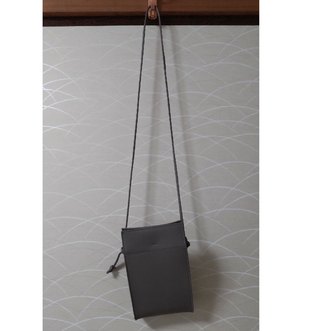 UNIQLO(ユニクロ)のUNIQLO　ショルダーバッグ レディースのバッグ(ショルダーバッグ)の商品写真