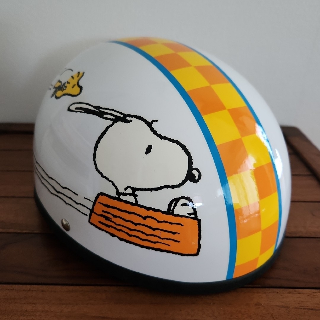 SNOOPY(スヌーピー)のハーフヘルメット　スヌーピー 自動車/バイクのバイク(ヘルメット/シールド)の商品写真