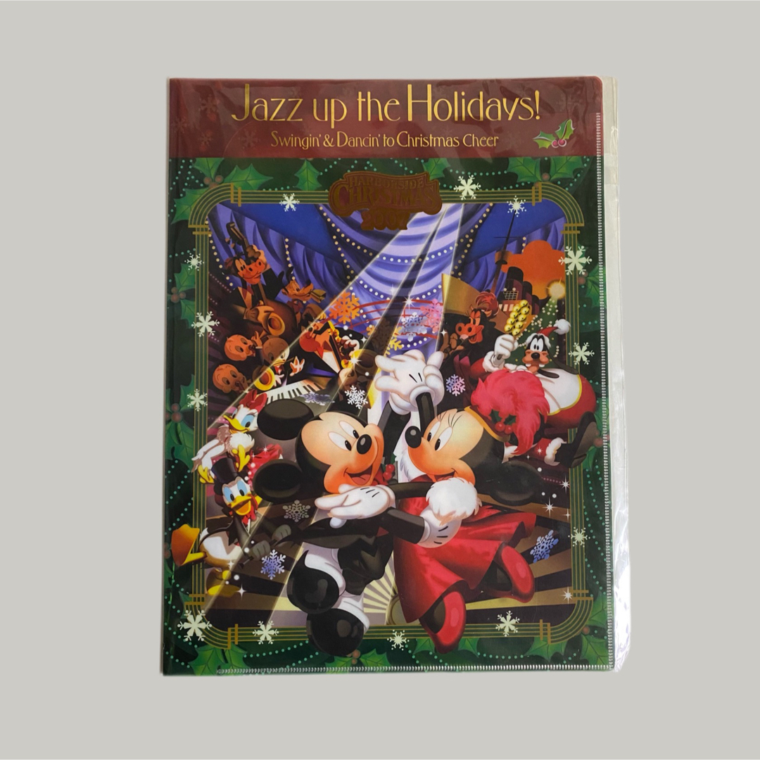 Disney(ディズニー)のビッグバンドビート　イツクリ　クリアファイル　ポスカ　クリスマスセット インテリア/住まい/日用品の文房具(ファイル/バインダー)の商品写真