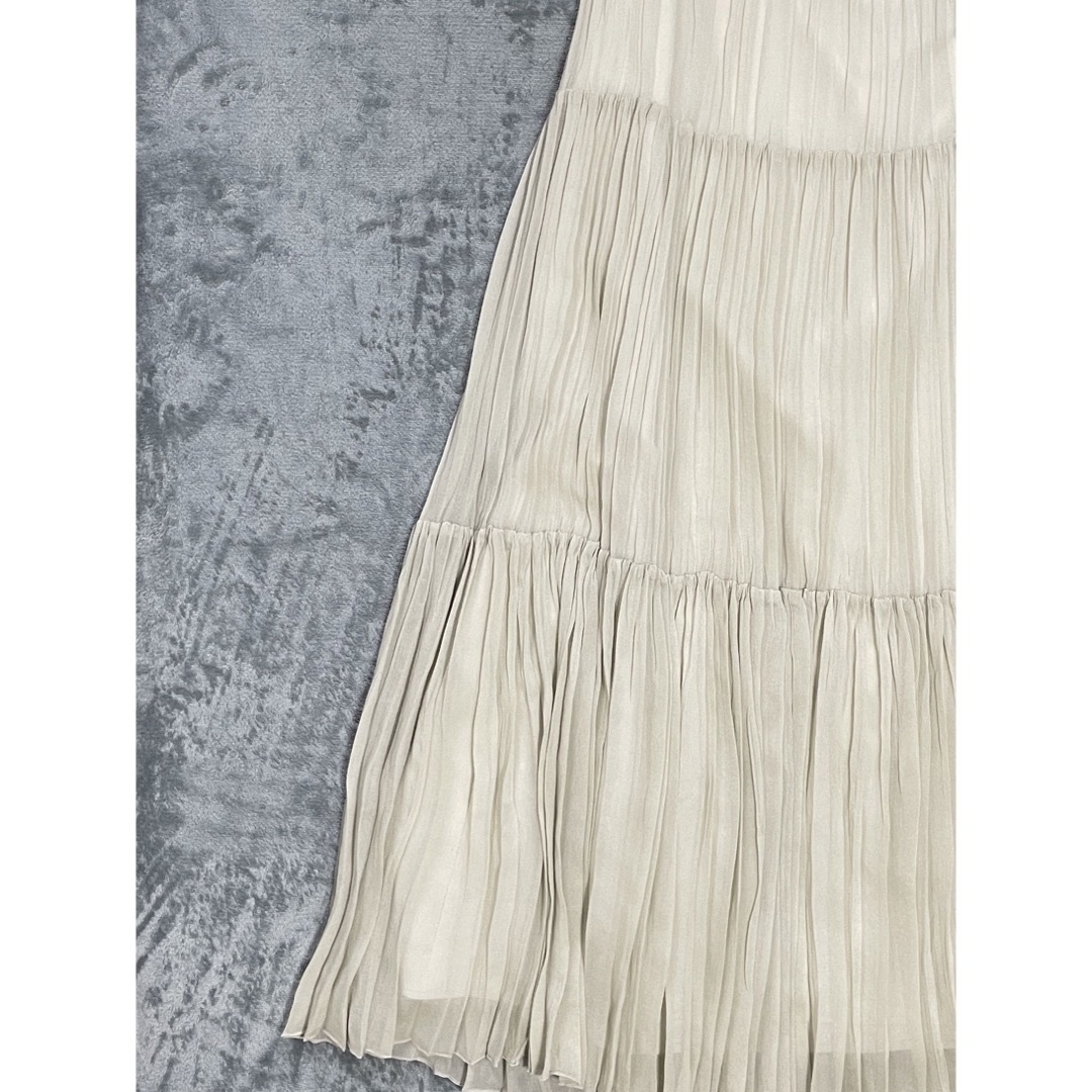 IENA(イエナ)のIENA イエナ ジョーゼットプリーツティアードロングスカート ベージュ 38 レディースのスカート(ロングスカート)の商品写真