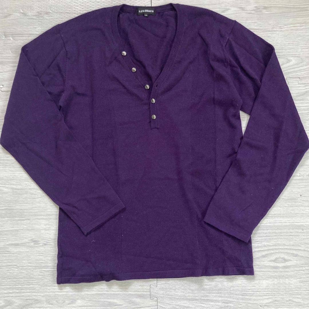 セーター ニット 紫 薄手 デザインおりゃれ 大きい LL Ｖネック 毛玉あり レディースのトップス(ニット/セーター)の商品写真