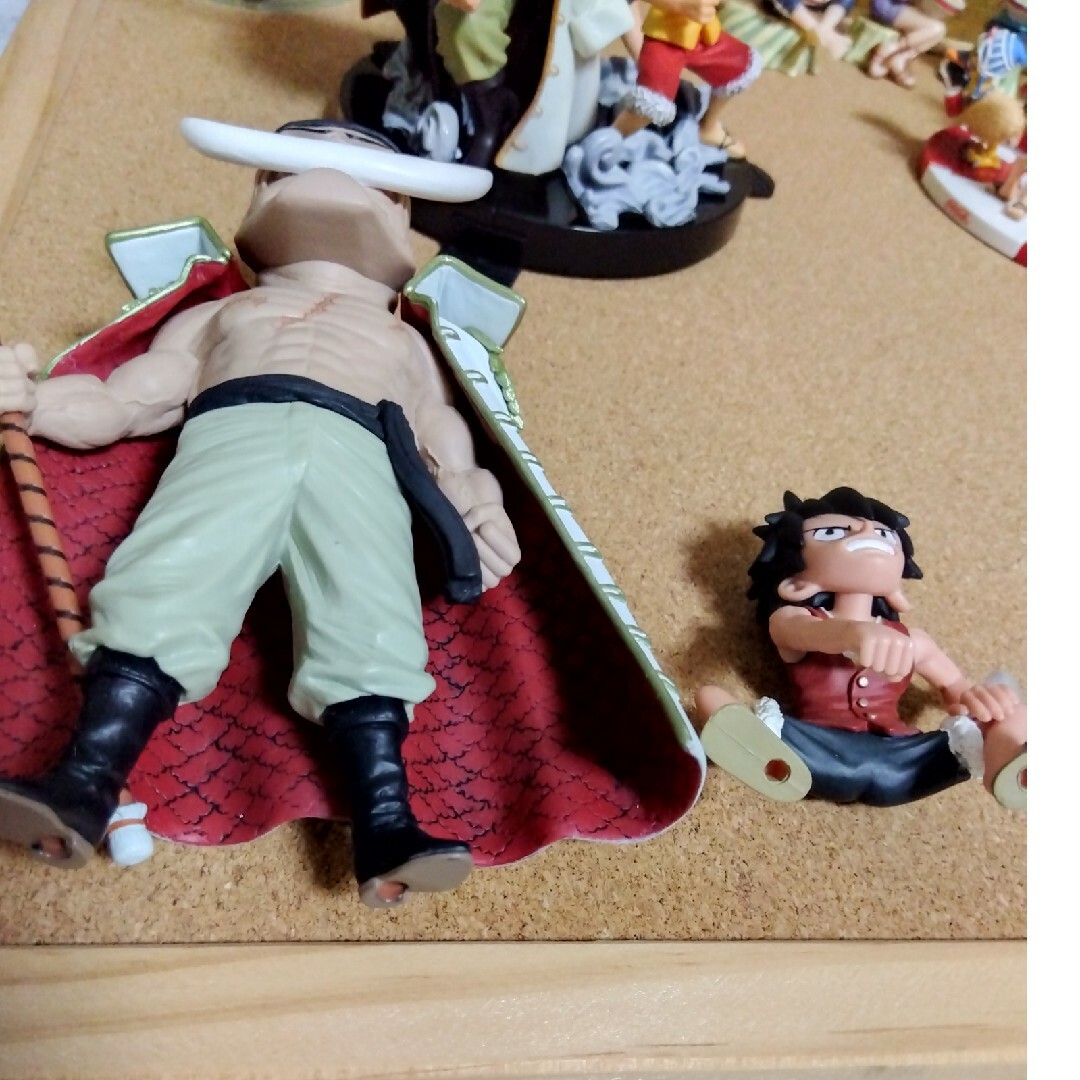 ONE PIECEフィギュア訳ありセット エンタメ/ホビーのフィギュア(ゲームキャラクター)の商品写真