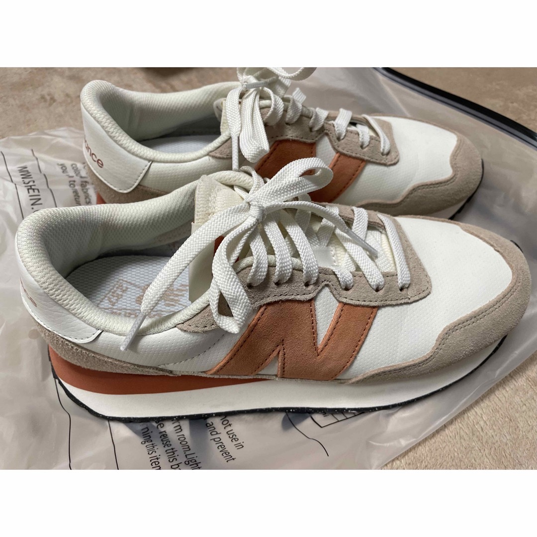 New Balance(ニューバランス)のnew balance ニューバランス MS237 D/25.5cm BEIGE メンズの靴/シューズ(スニーカー)の商品写真