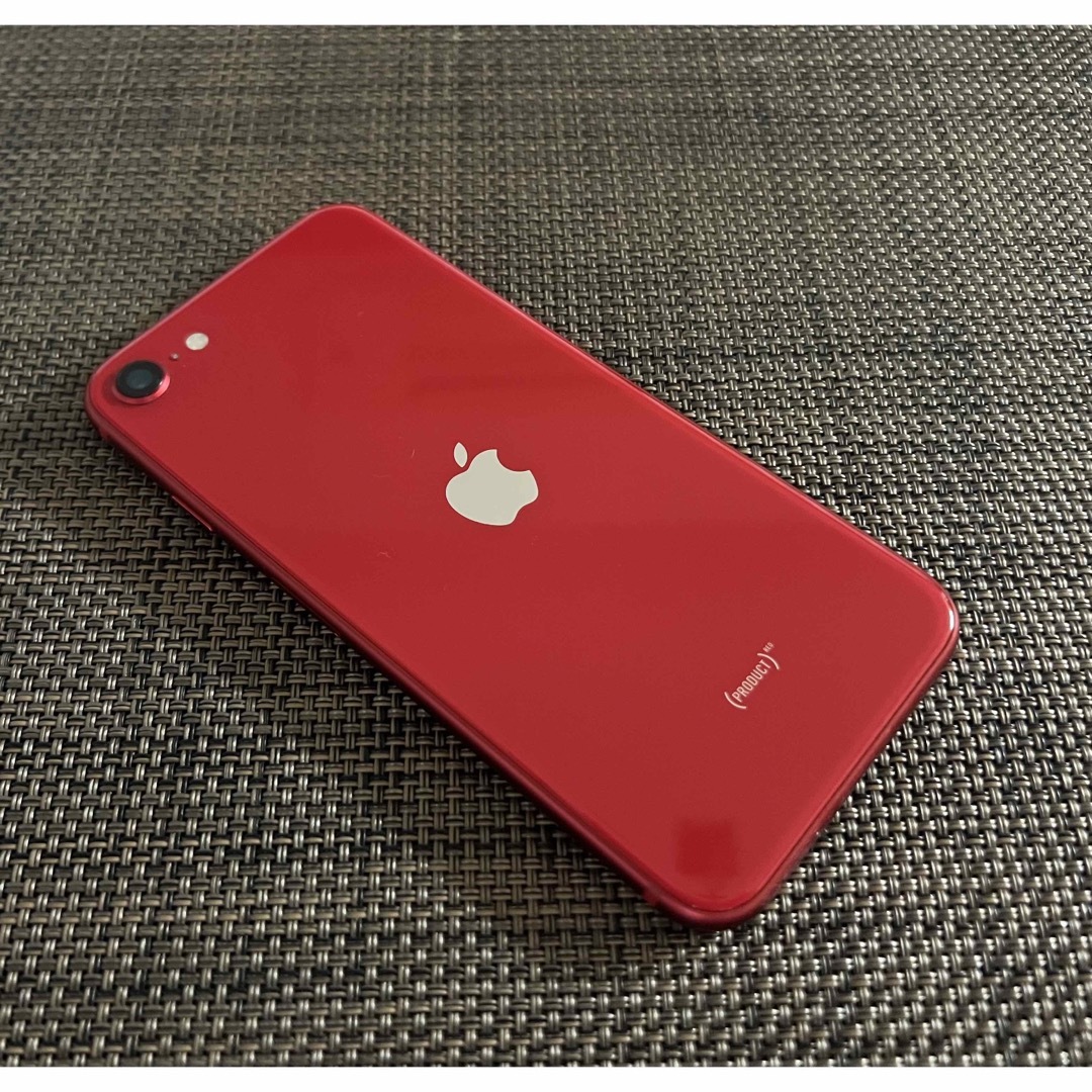 Apple(アップル)の【pjot様専用】iPhone SE2 レッド 64 GB SIMフリー スマホ/家電/カメラのスマートフォン/携帯電話(スマートフォン本体)の商品写真