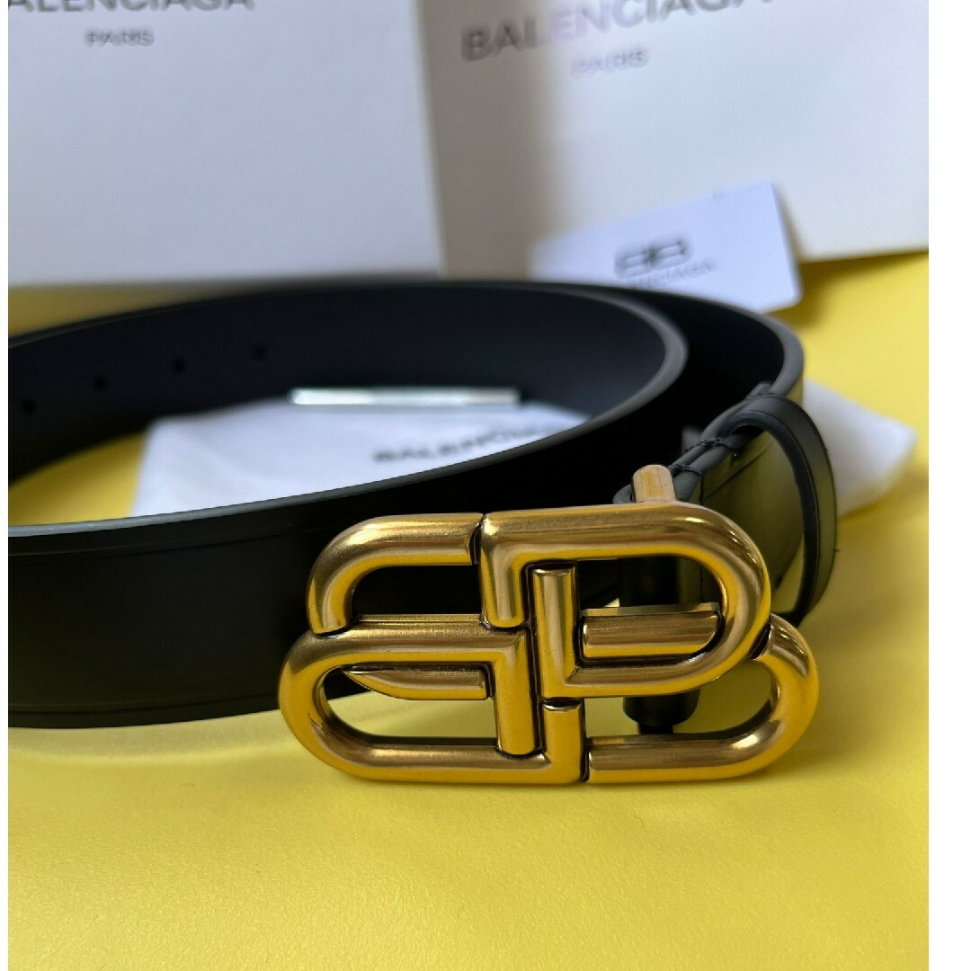 BALENCIAGAのBBバックルベルトです-