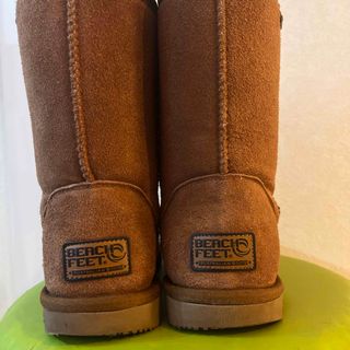 アグ(UGG)のムートンブーツ　BEACHFEET(スリッポン/モカシン)