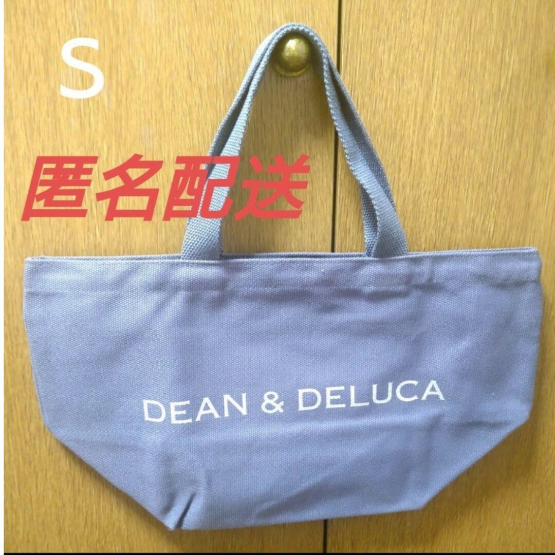 DEAN & DELUCA(ディーンアンドデルーカ)のディーン＆デルーカ チャリティートートバッグ　ブルーグレー Sサイズ エンタメ/ホビーのコレクション(その他)の商品写真